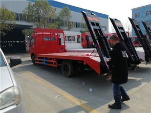 東風(fēng)多利卡150馬力挖機(jī)平板拖車 廠家直銷，實(shí)力價格解析